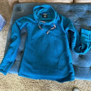 Sherpa adventure gear pullover
